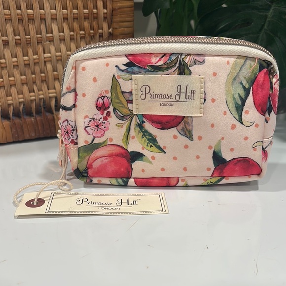 Primrose Hill London Diagonal Zip Clutch in Pink Dotted Peaches Print NWT - Picture 1 of 9